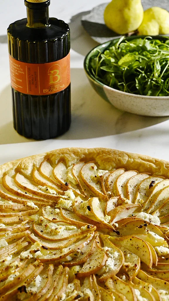 Tarte fine aux poires, chèvre frais et Huile d’olive